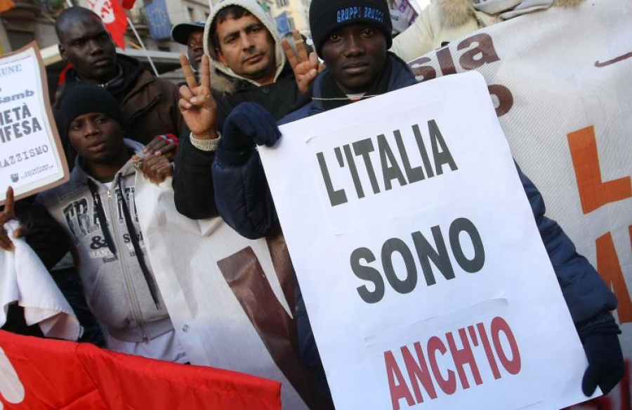 Regolarizzazione lavoratori immigrati sia inserita nella ripartenza