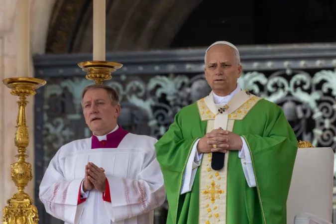 Il Papa: aiutatemi ad aiutare i missionari in ogni parte del mondo